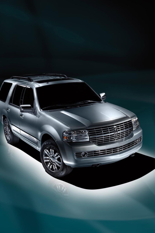 Надежная машина Lincoln Navigator 2014