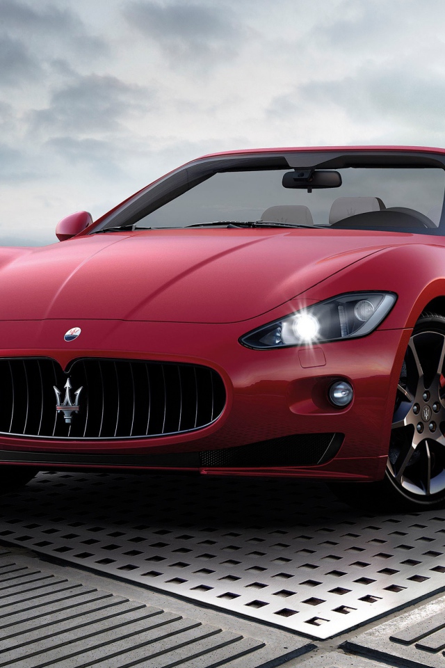 Maserati GranCabrio спорт