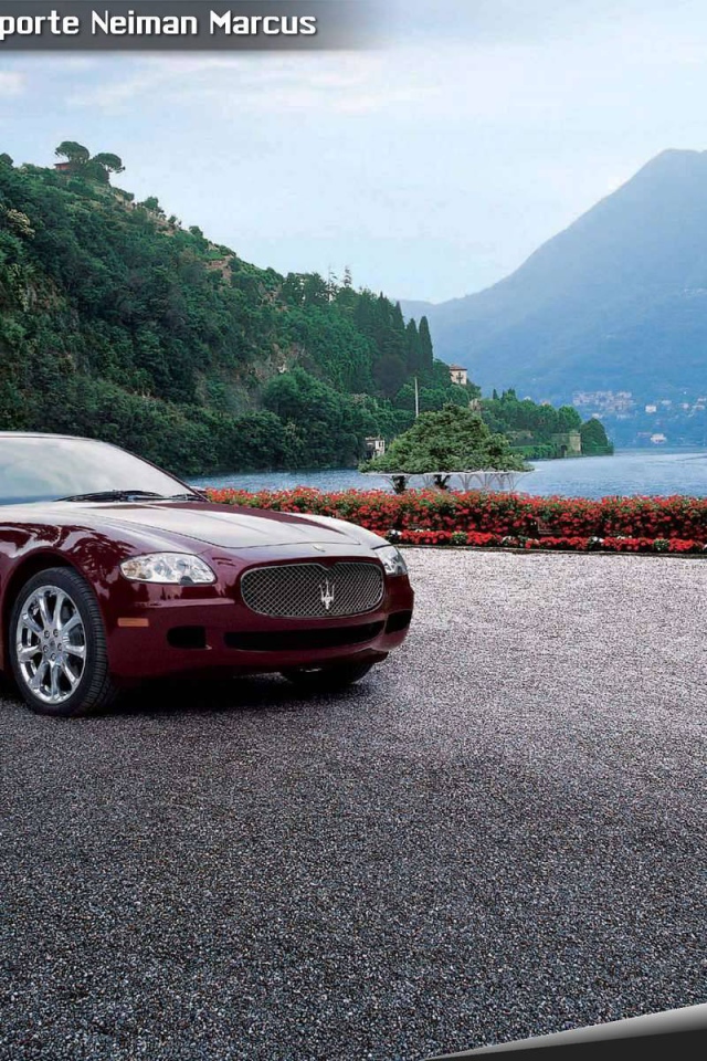 Красивый автомобиль Maserati Quattroporte в Москве