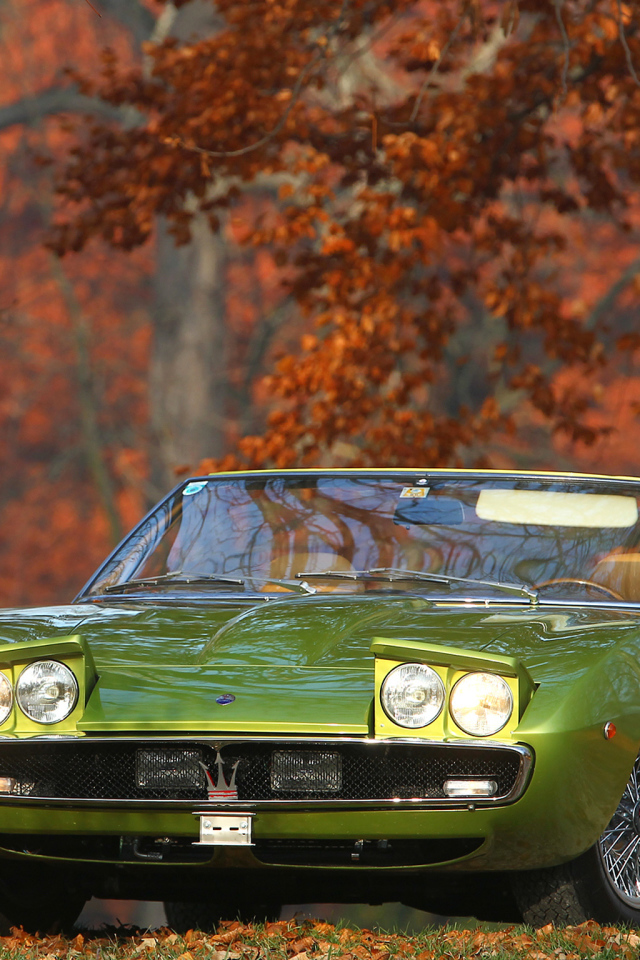 Дизайн автомобиля Maserati Indy