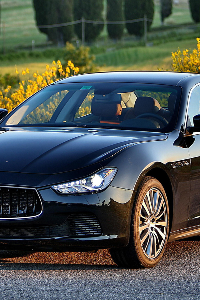 Новый автомобиль Maserati Ghibli