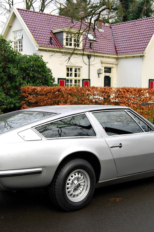 Новый автомобиль Maserati Indy