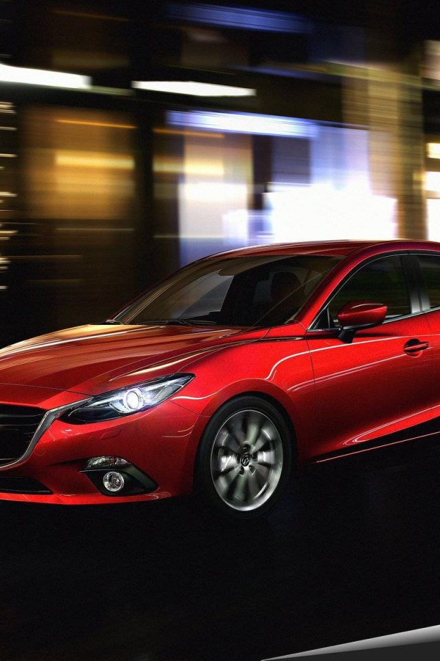 Автомобиль марки Mazda модели 3 2014