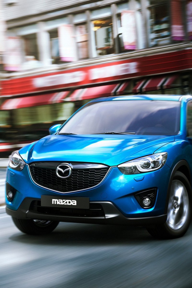 Новый автомобиль Mazda CX 5