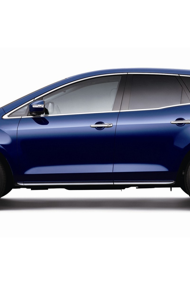 Новый автомобиль Mazda CX 7