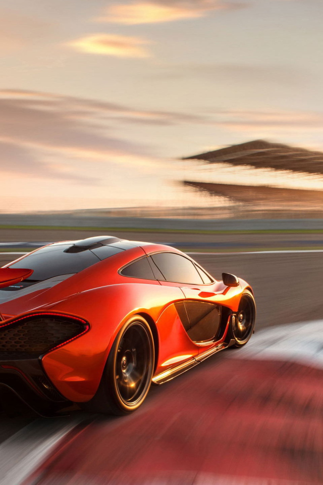 Надежный автомобиль McLaren P1 2014