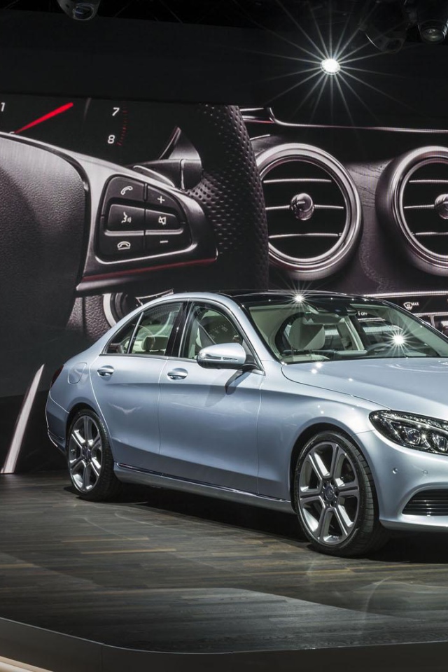 Великолепный Mercedes C class 2014