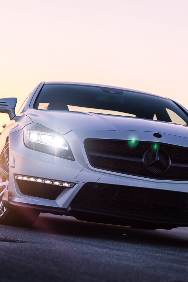 Мерседес cls 63