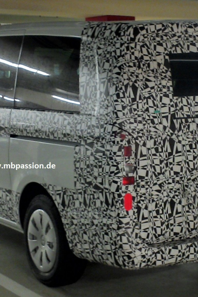 Новая машина Mercedes V-Class 2014