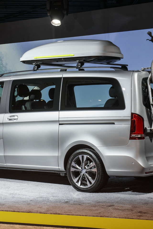 Фото автомобиля Mercedes V-Class 2014