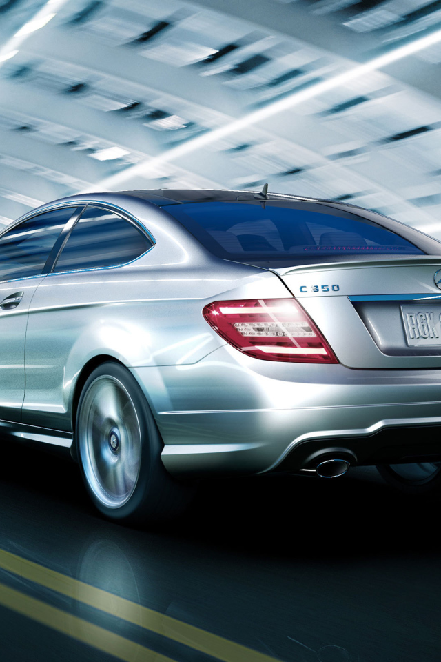 Надежный автомобиль Mercedes C-Class 2014