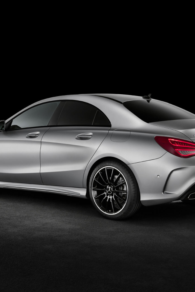 Надежная машина Mercedes C-Class 2014