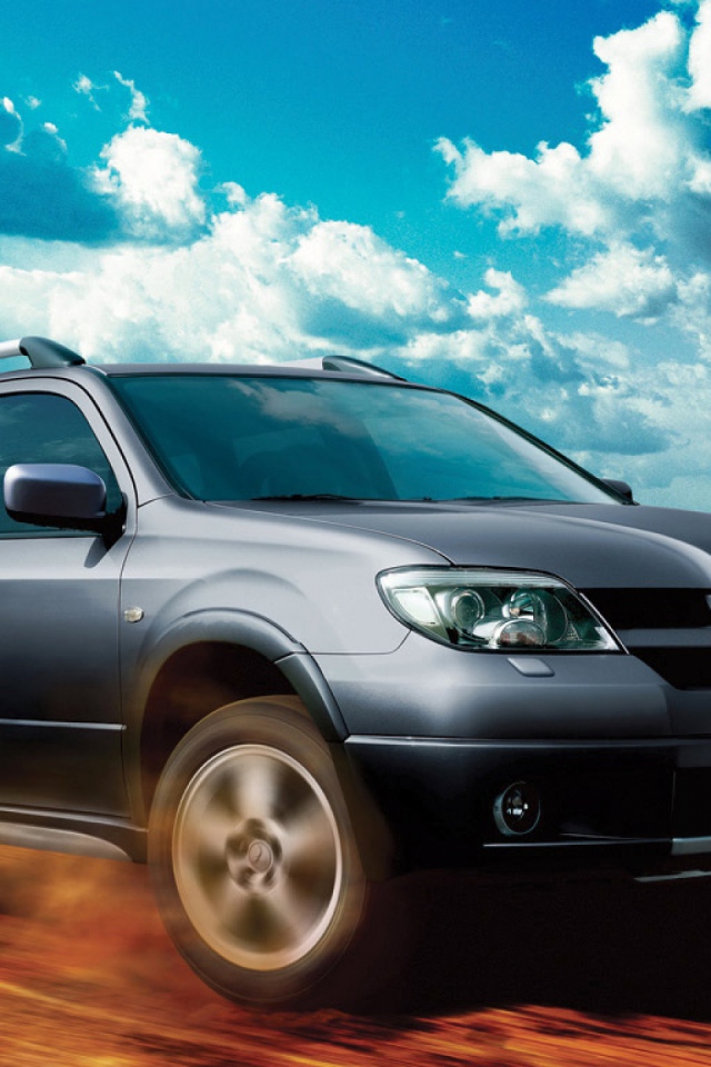 Автомобиль марки Mitsubishi модели Outlander