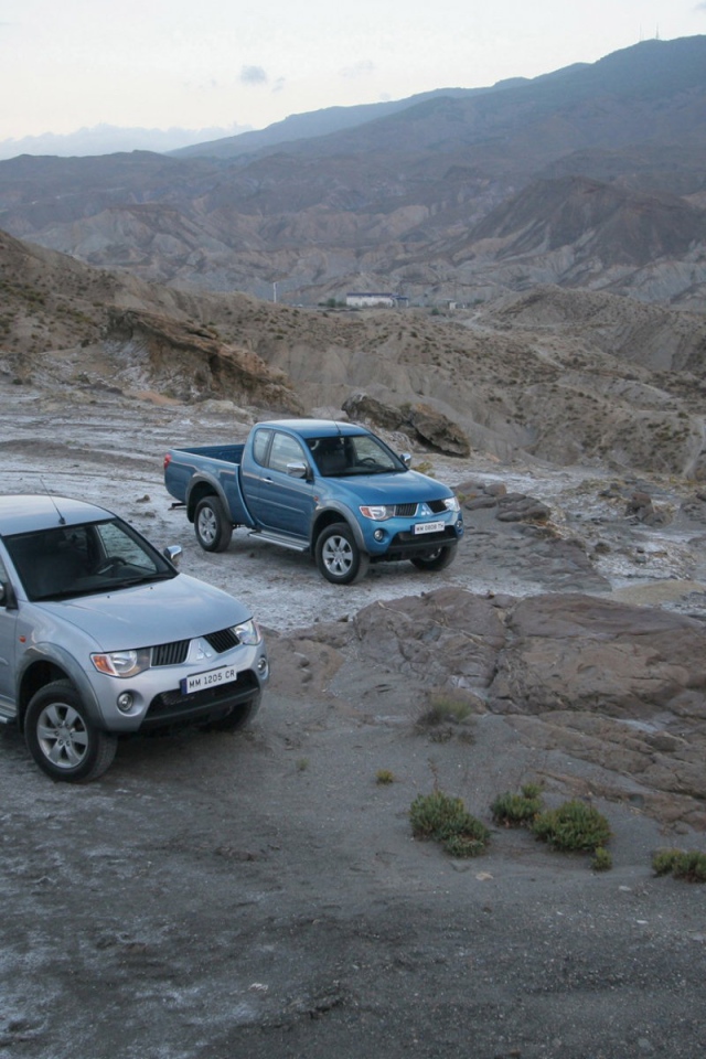 Надежный автомобиль Mitsubishi L200