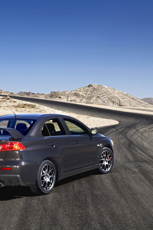 Новая машина Mitsubishi Lancer Evolution