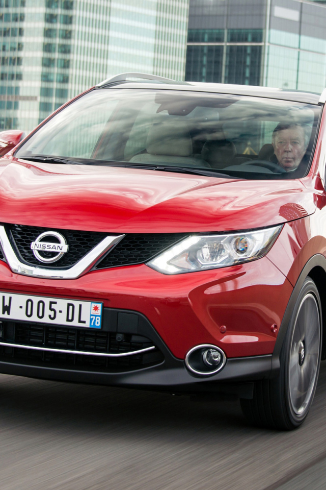 Красивый автомобиль Nissan Quashqai 2014