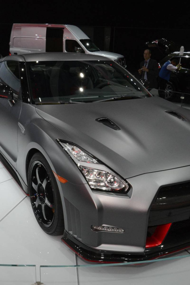 Новый автомобиль Nissan GT-R Nismo 2014