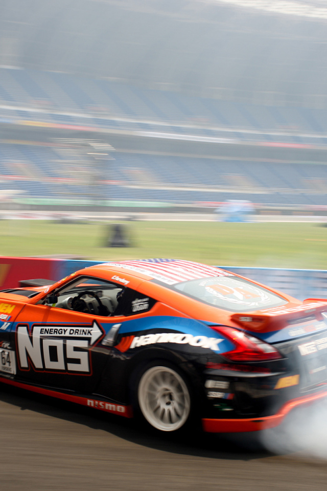 Ниссан на гонках