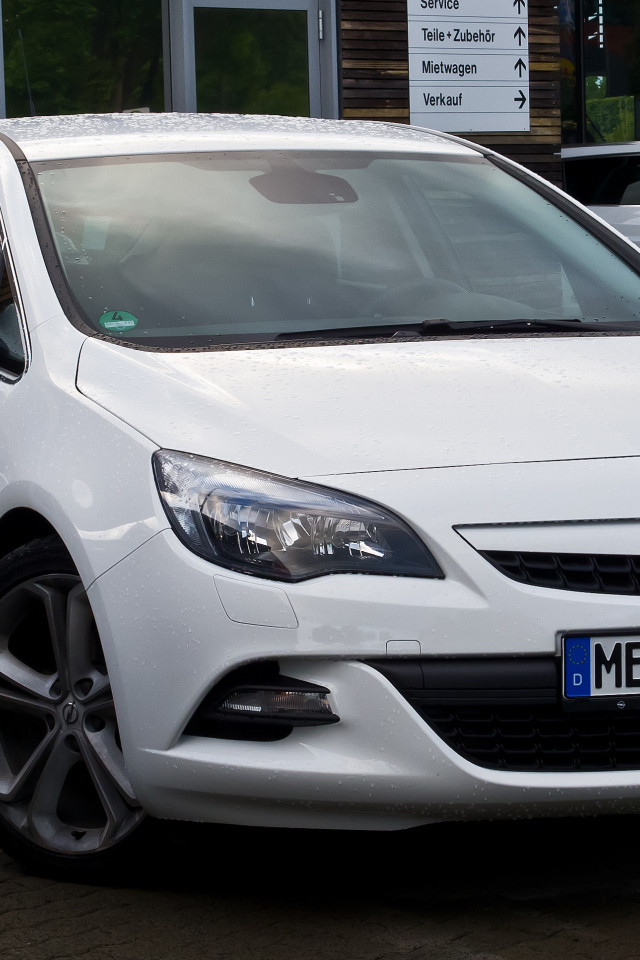 Новый автомобиль Opel Astra