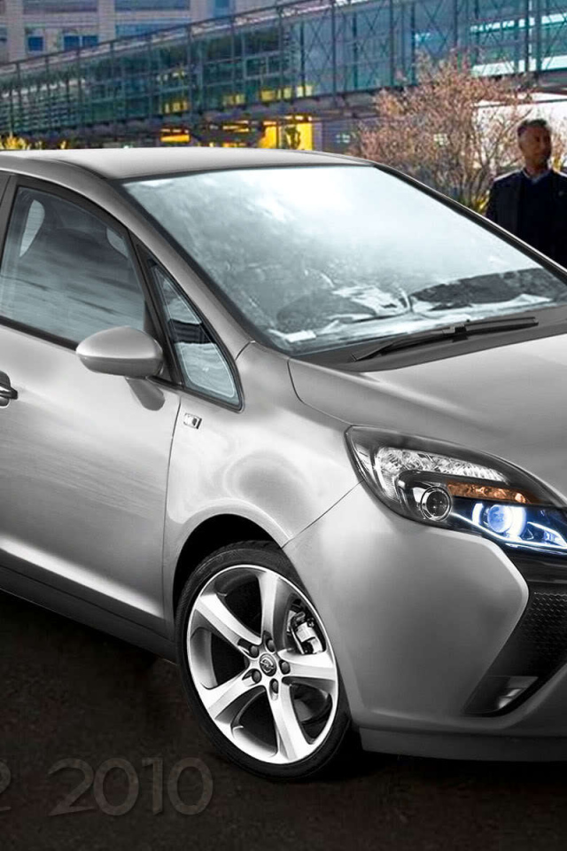 Новая машина Opel Zafira