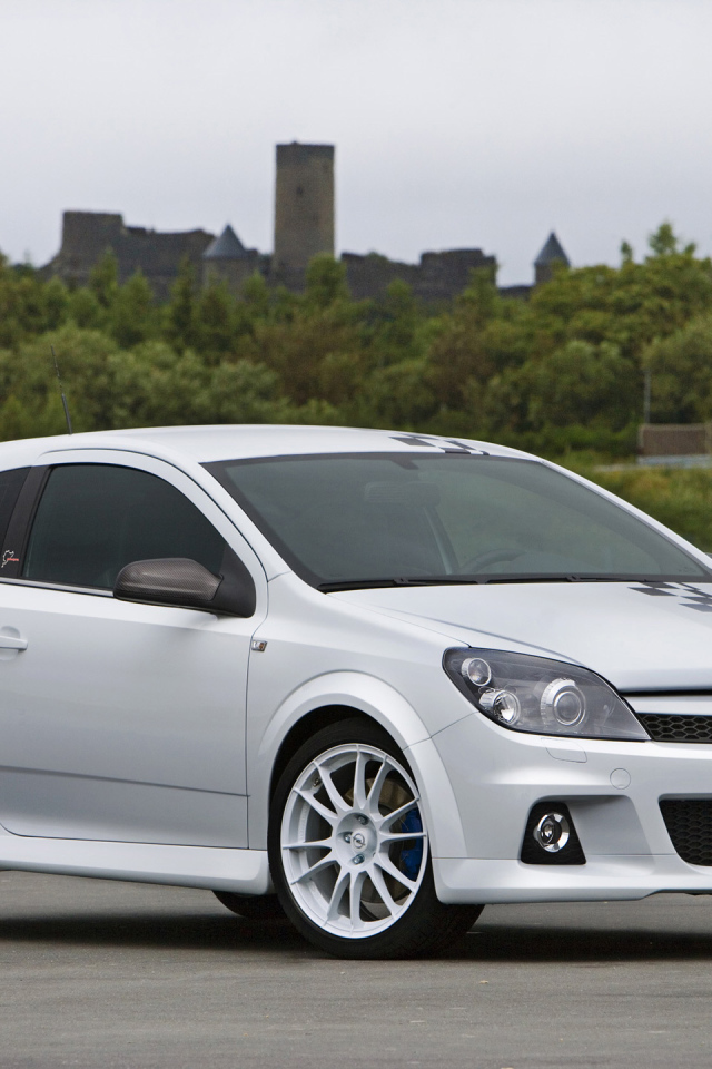 Новый автомобиль Opel Astra GTC