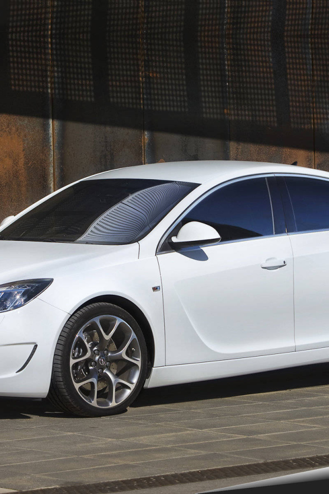 Новый автомобиль Opel Insignia