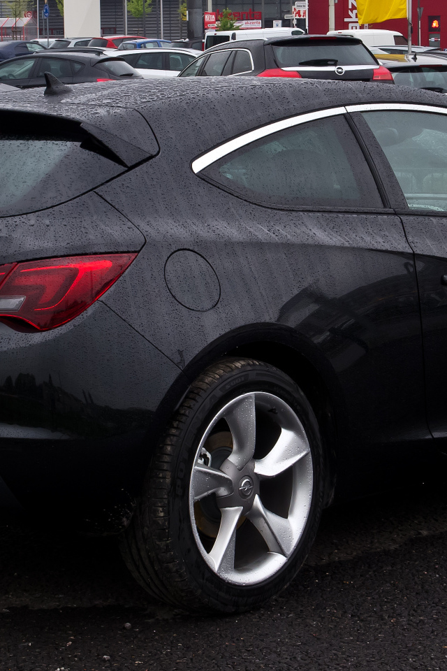 Новая машина Opel Astra GTC