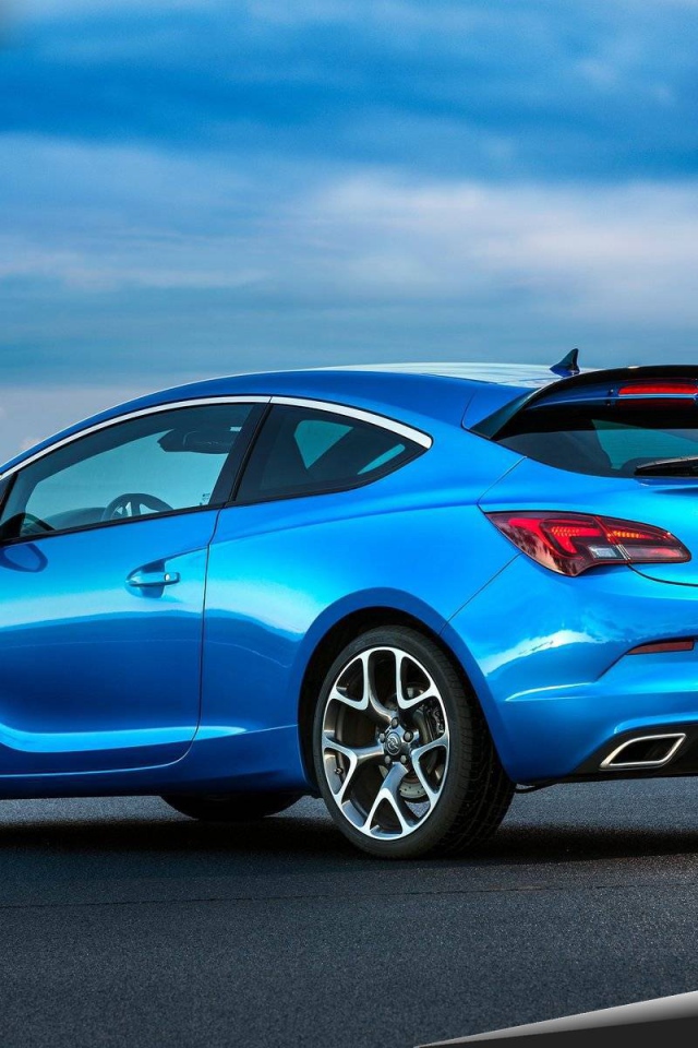 Надежная машина Opel Astra