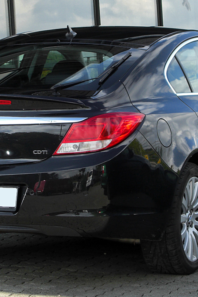 Надежная машина Opel Insignia