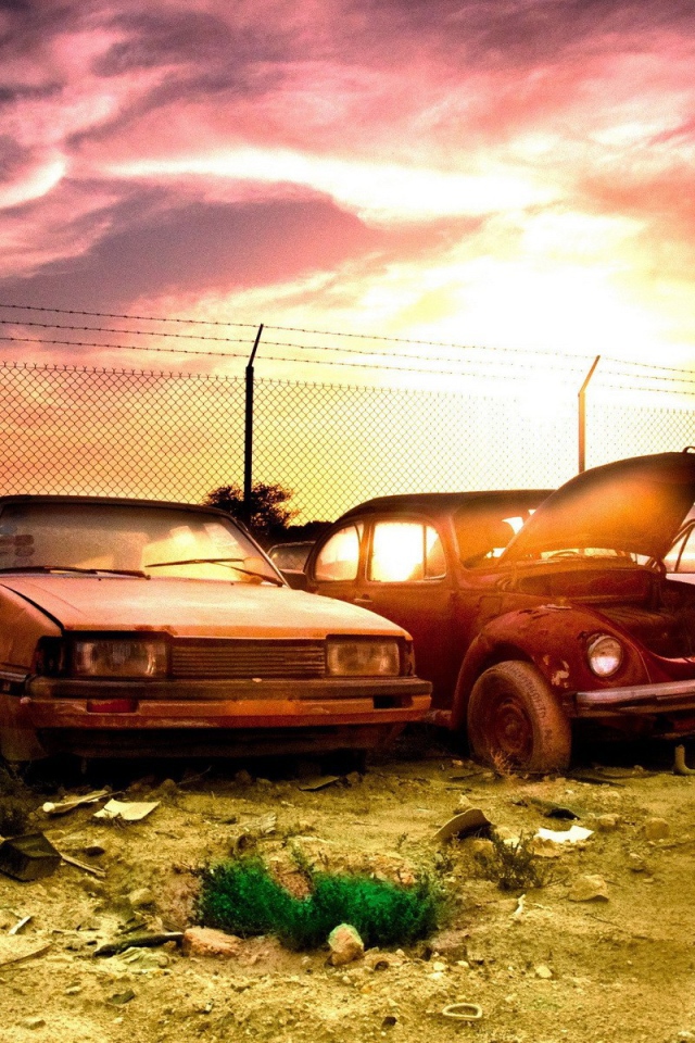 Свалка старых автомобилей