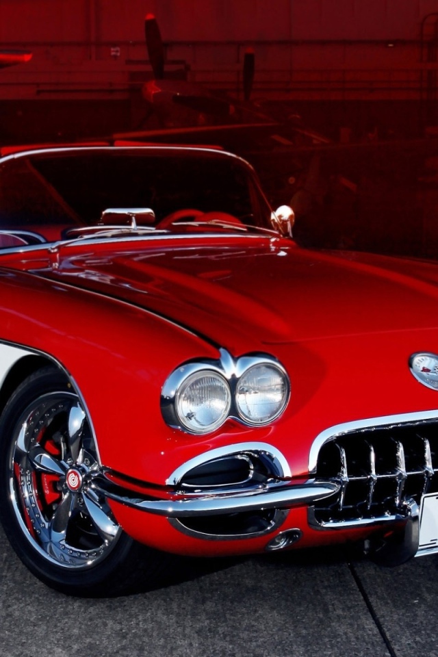 Красный кабриолет