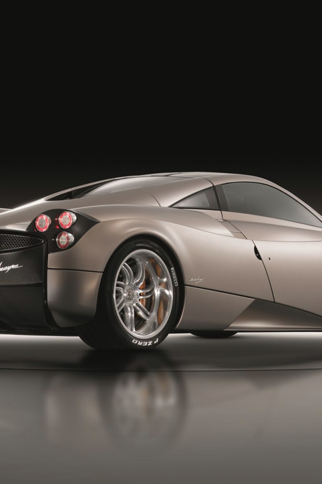  Надежный автомобиль Pagani Huayra