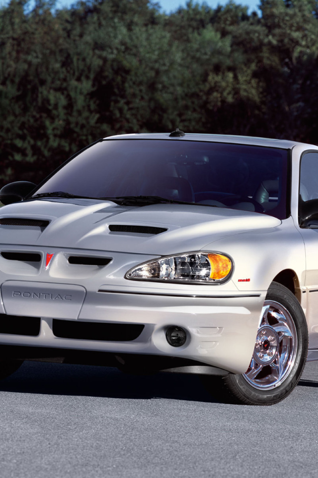 Новая машина Pontiac Grand Am
