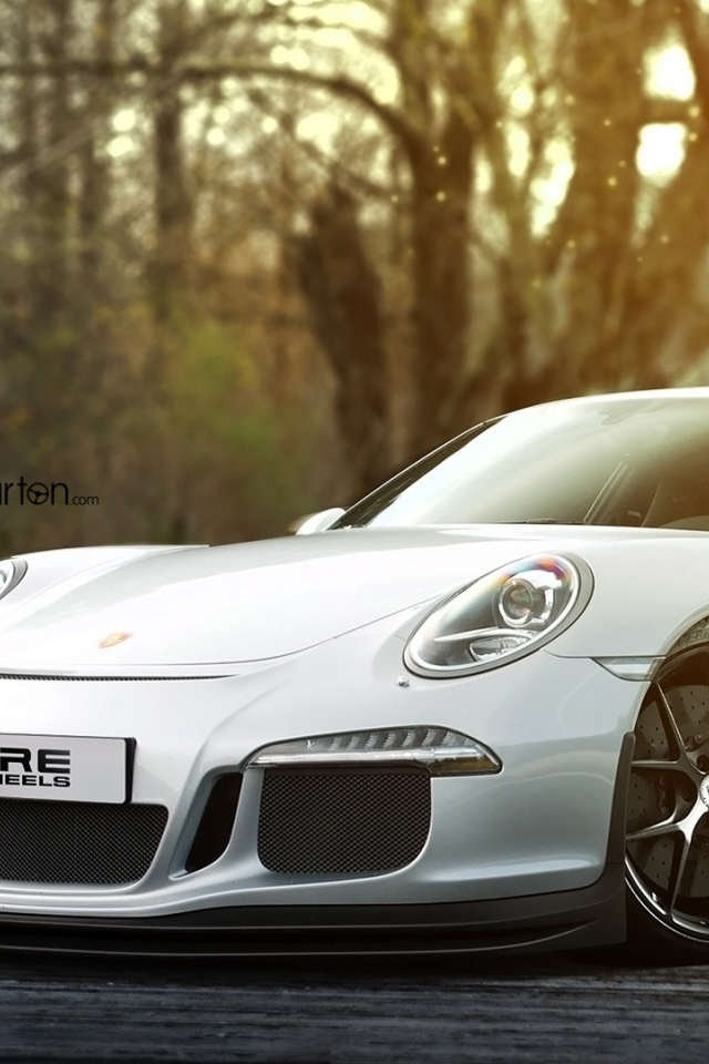 Белый Porsche 911 gt3