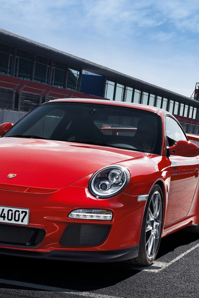 Автомобиль Porsche 911