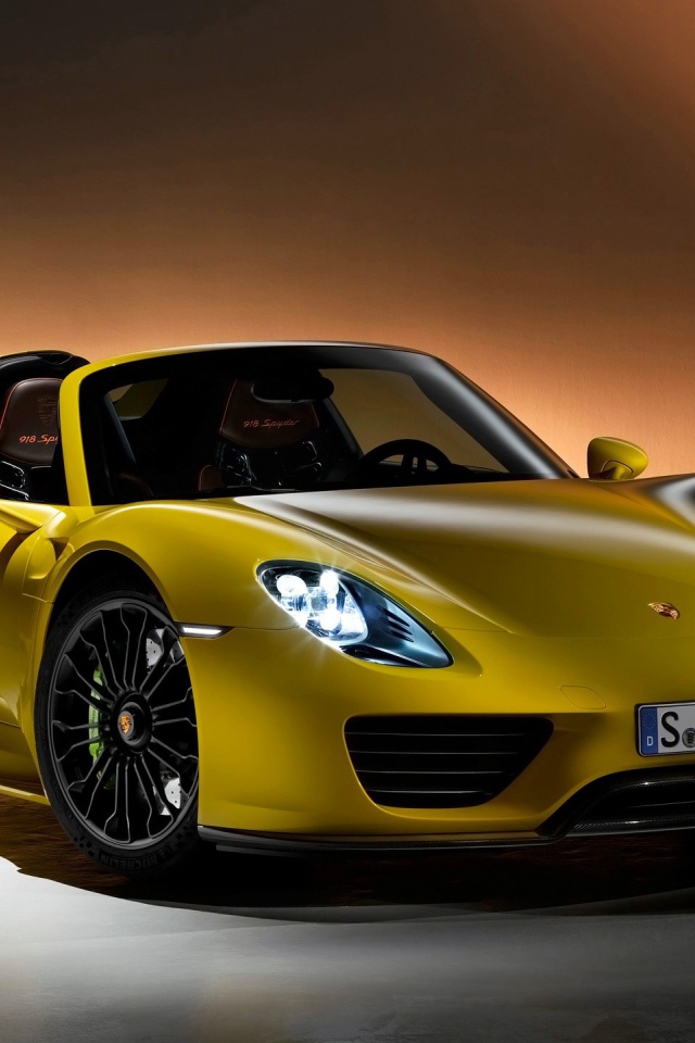 Автомобиль Porsche 918 Spyder