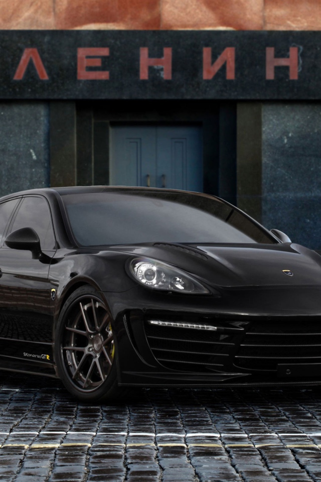 Порш у мавзолея