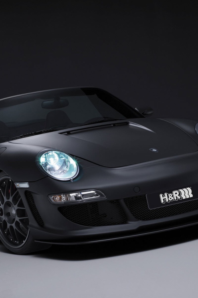 Черный Porsche gemballa