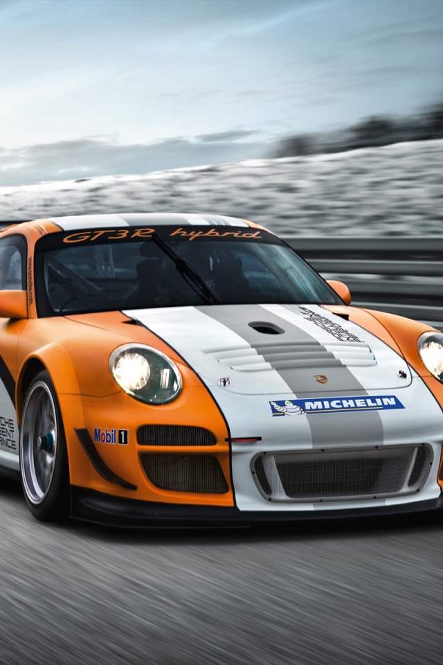 Гибрид Porsche gt3