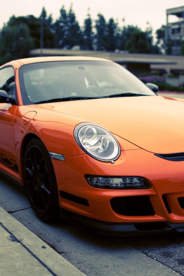 Оранжевый Porsche gt3