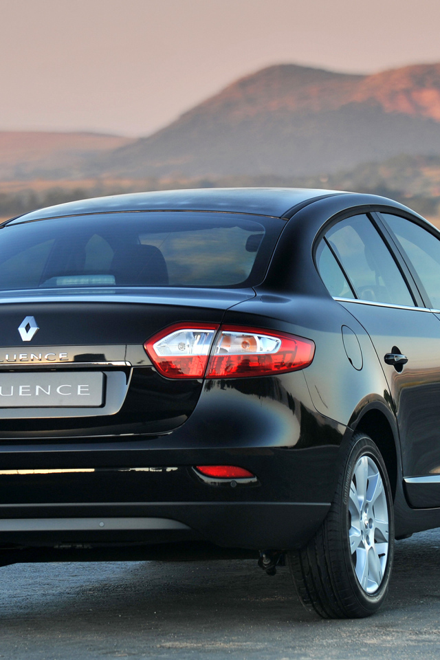 Фото автомобиля Renault Fluence
