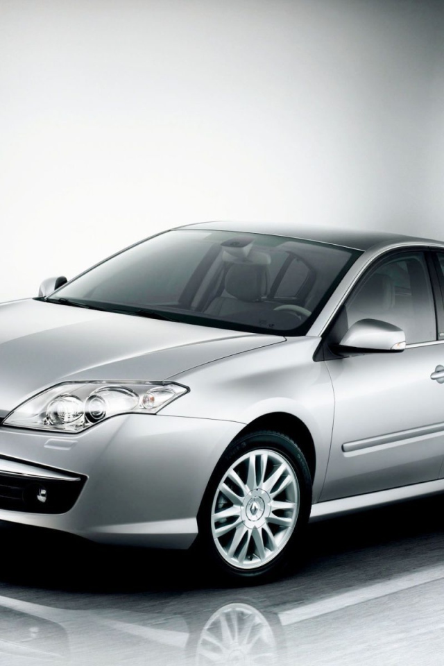 Фото автомобиля Renault Laguna