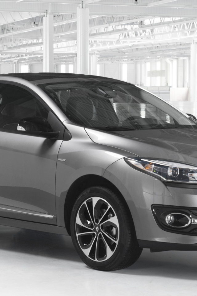 Надежная машина Renault Megane 2014