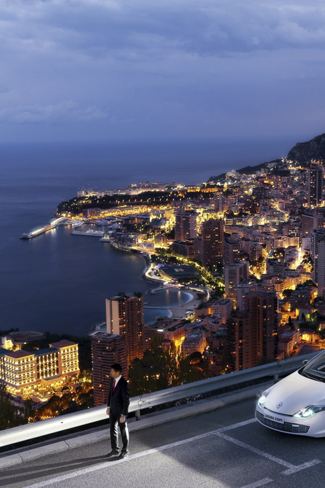 Тест драйв автомобиля Renault Laguna