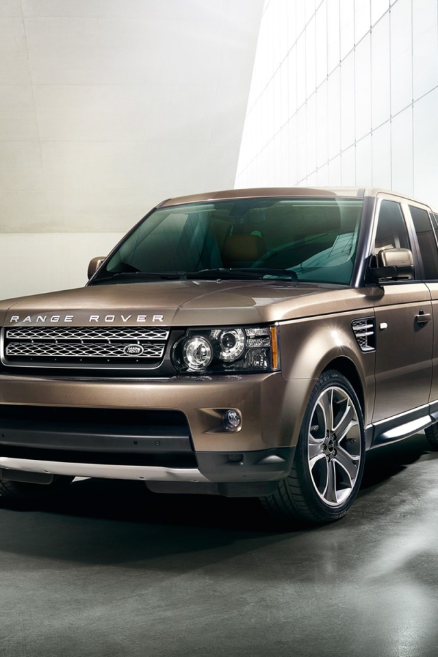 Автомобиль Range Rover Sport