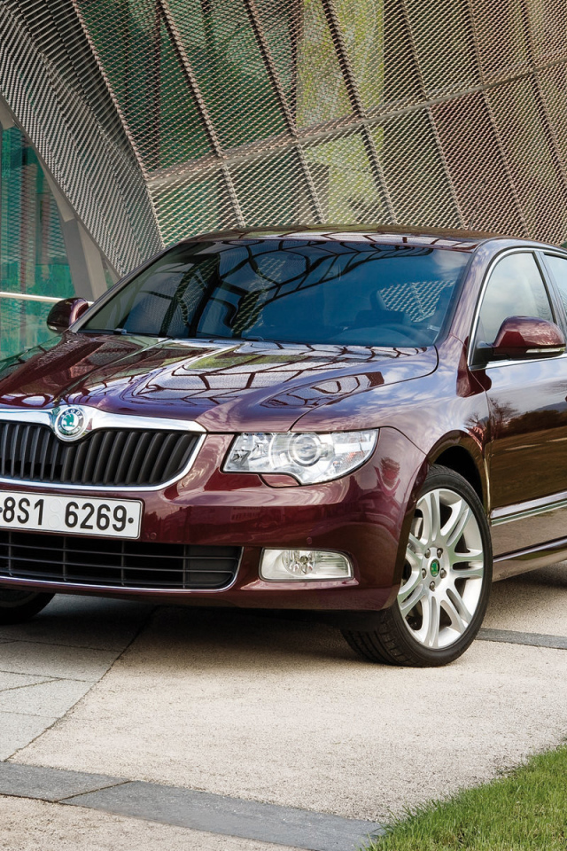 Новый автомобиль Skoda SuperB