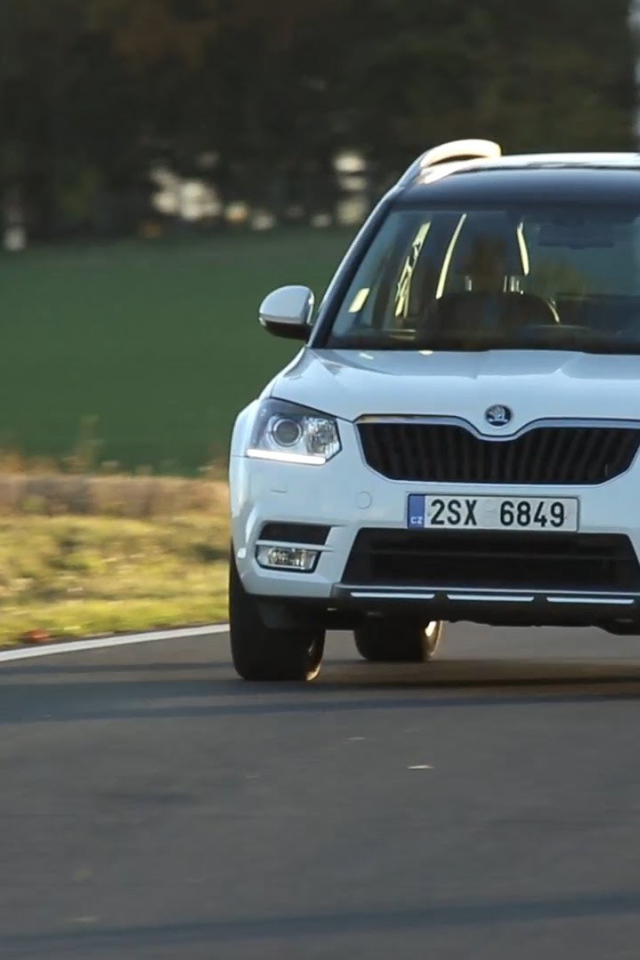 Надежный автомобиль Skoda Yeti 2014