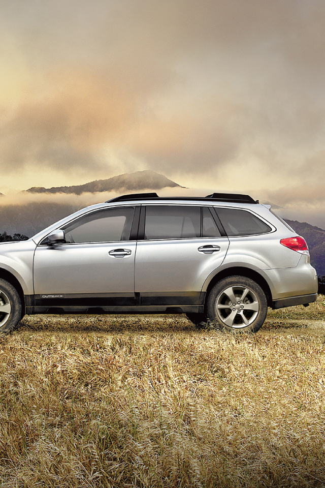 Автомобиль марки Subaru модели Outback