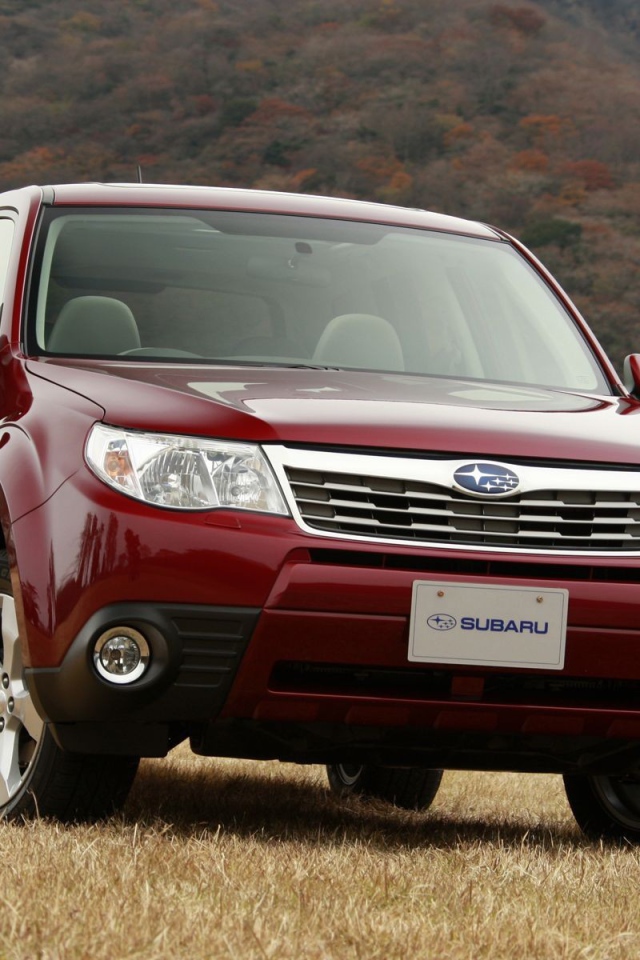 Надежный автомобиль Subaru Forester 2013