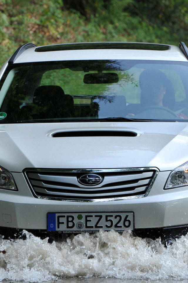 Новая машина Subaru Outback